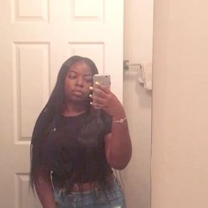 Meet your Posher, Leondria